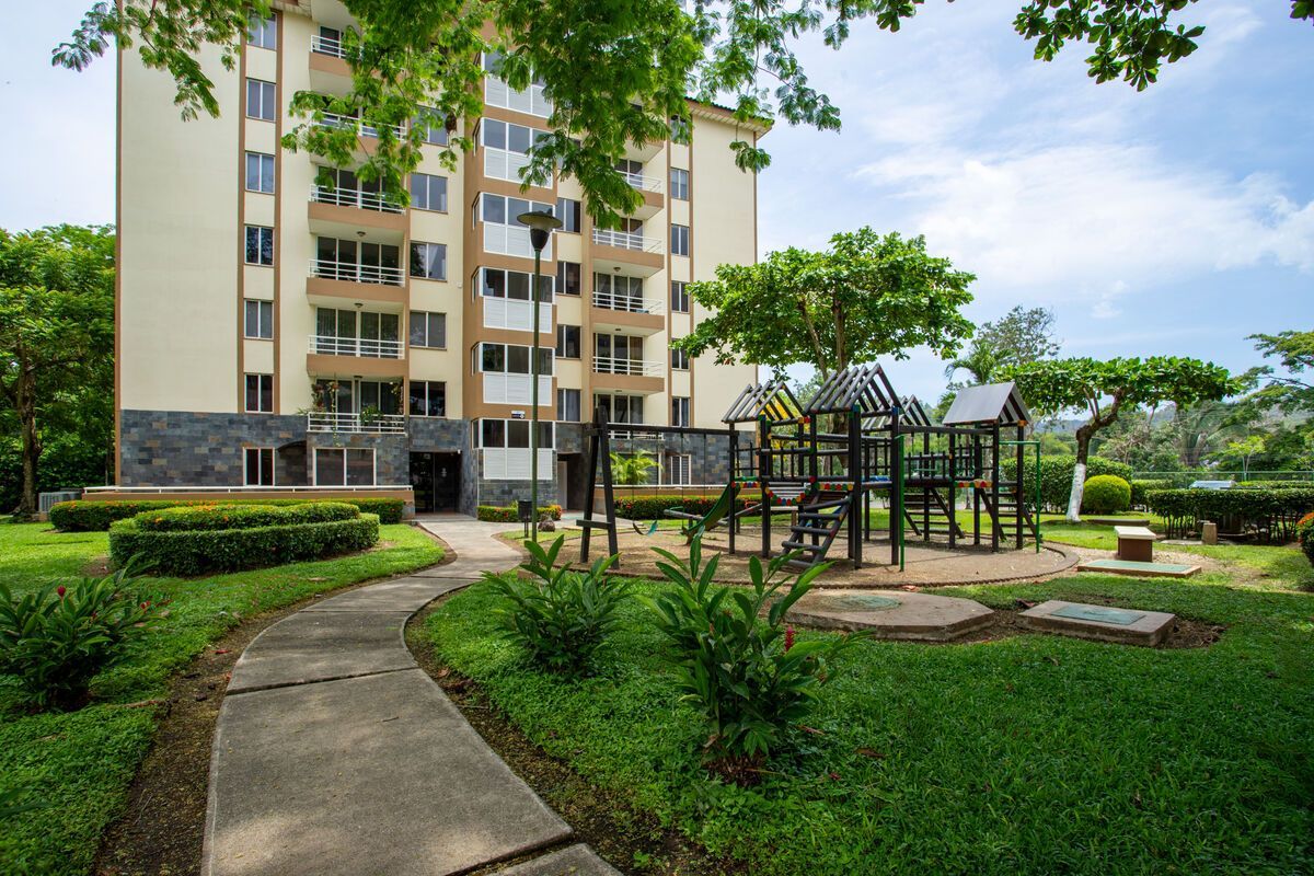 Costa Linda Playground